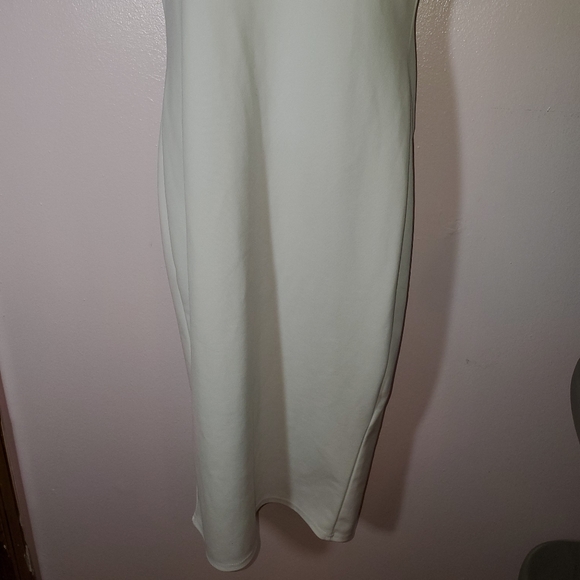 Misguided All White Dress NWOT - Picture 5 of 7
